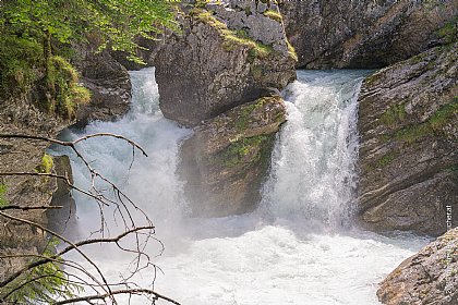 Strumboding-Wasserfall 1