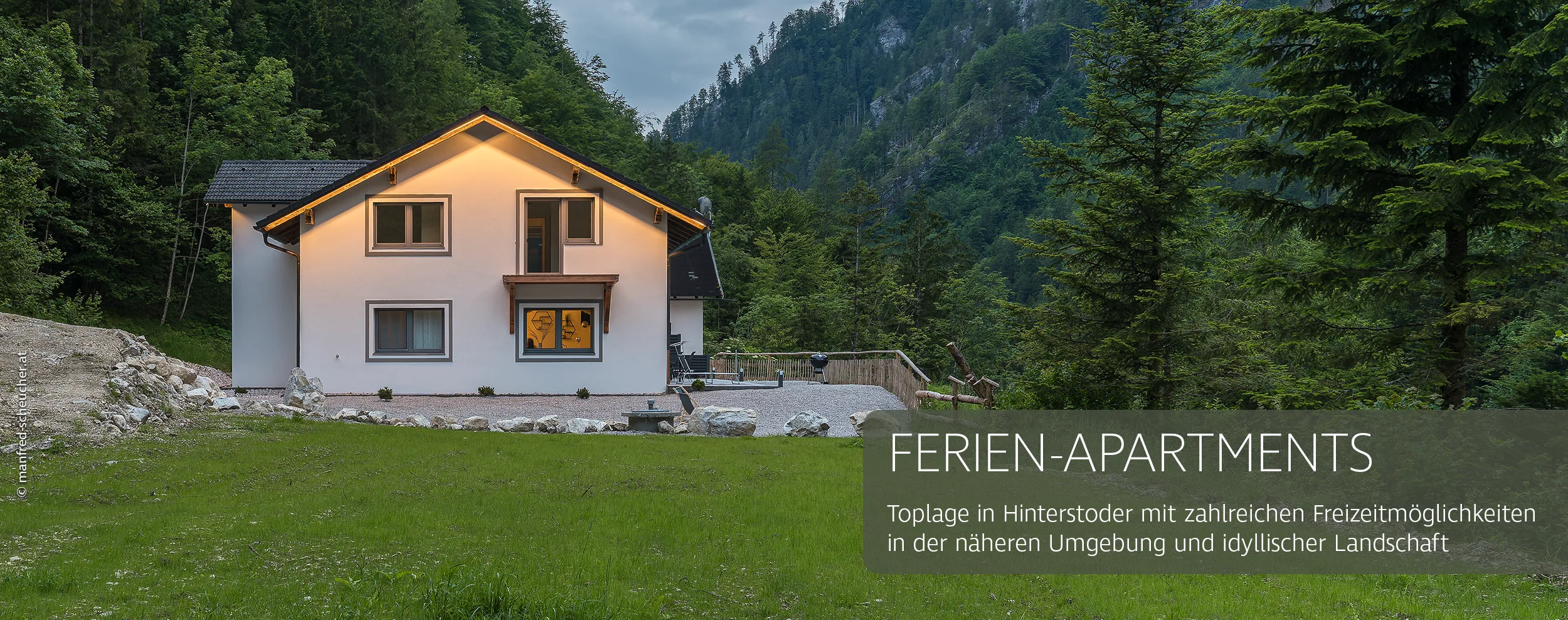 Sicht vom Garten auf das Haus